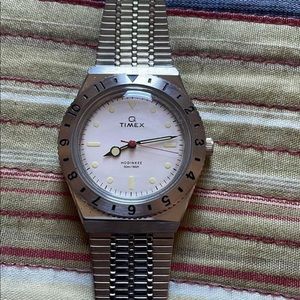 QTimex Hodinkee limited version